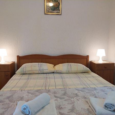 Apartments Hodanic Крк Номер фото