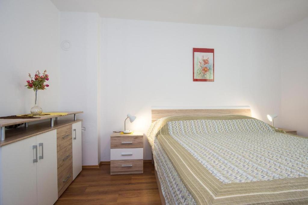 Apartments Hodanic Крк Экстерьер фото